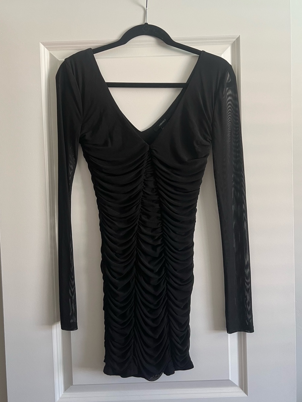 Forever 21 Black Ruched Long-Sleeve V-Neck Dress
